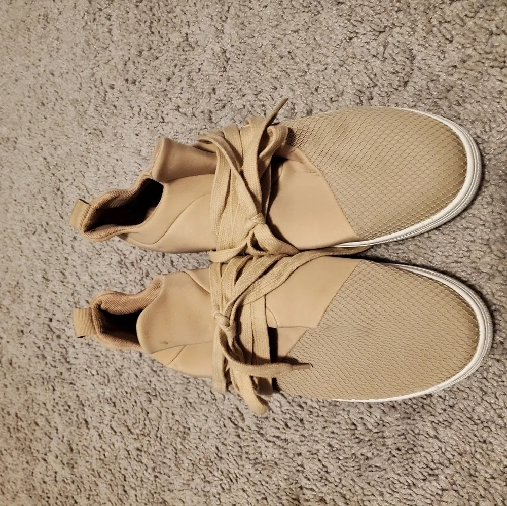Steve Madden Lancer Blush Pink Comfortable Soft Fabric Sneakers